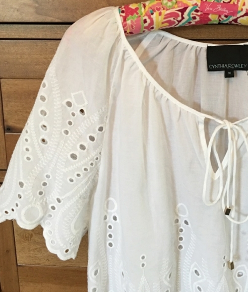 Cynthia Rowley Eyelet Blouse Scalloped Hem - Picture 3 of 4
